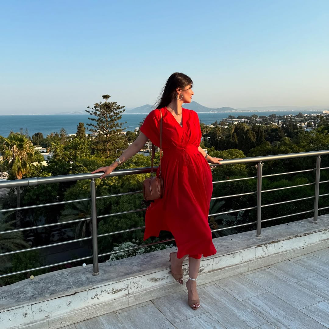 Lady in Red