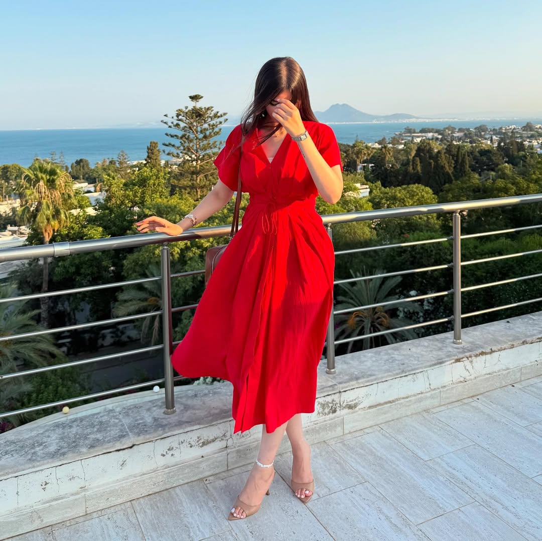 Lady in Red